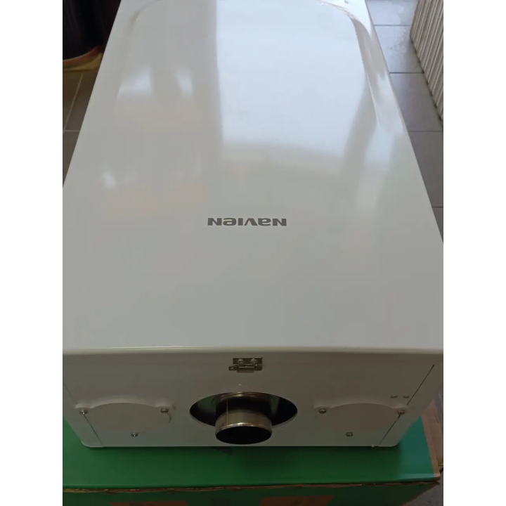 Двоконтурний газовий котел NAVIEN Deluxe E 16 кВт (Турбо) — Купити