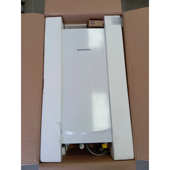 Двоконтурний газовий котел NAVIEN Deluxe E 16 кВт (Турбо) — Купити