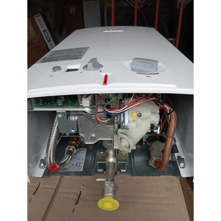 Газова колонка BOSCH Therm 6000 O WRD 10-2-G — купити в Santeh-Kompaniya